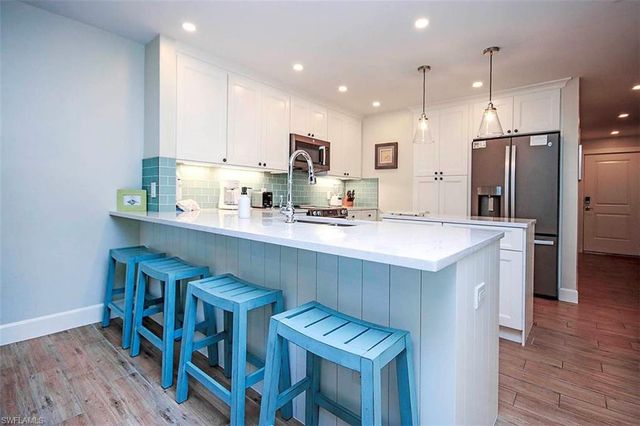 1785 Middle Gulf DR # B303, Sanibel, FL 33957