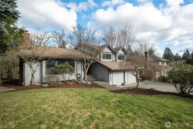 21803 Oak Way, Brier, WA 98036