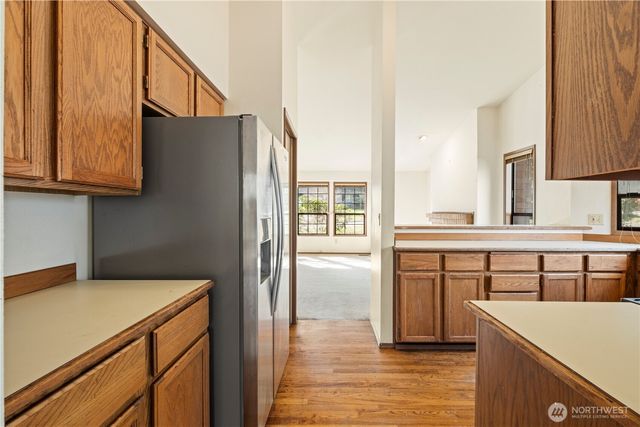 21803 Oak Way, Brier, WA 98036