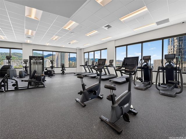 1500 Rycroft Street 2518R, Honolulu, HI 96814