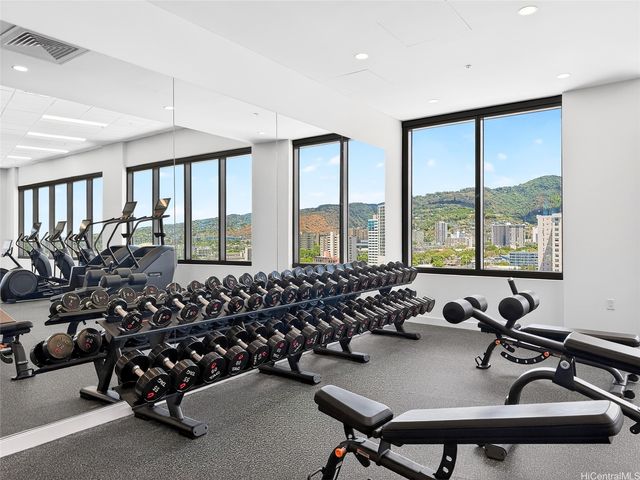 1500 Rycroft Street 2518R, Honolulu, HI 96814