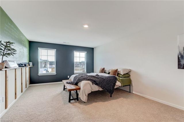 177 Green Mallard Way, Mayodan, NC 27027