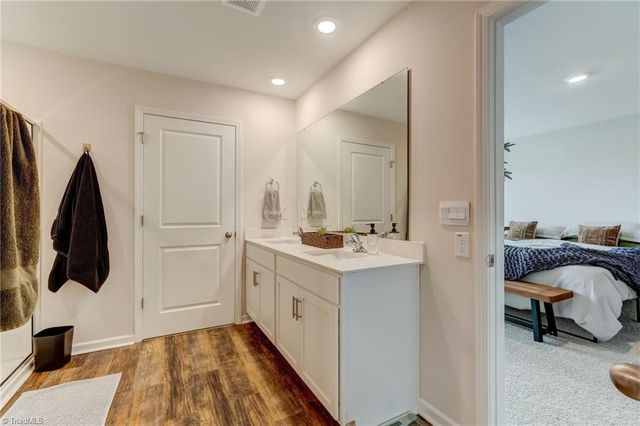 177 Green Mallard Way, Mayodan, NC 27027