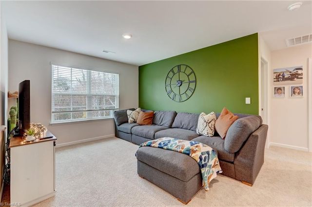 177 Green Mallard Way, Mayodan, NC 27027