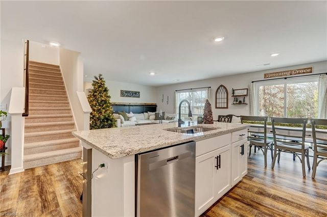 177 Green Mallard Way, Mayodan, NC 27027