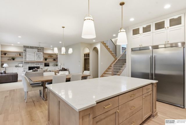 9911 Cimarron Street, Papillion, NE 68046
