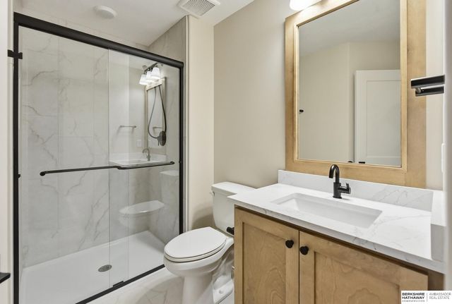 9911 Cimarron Street, Papillion, NE 68046