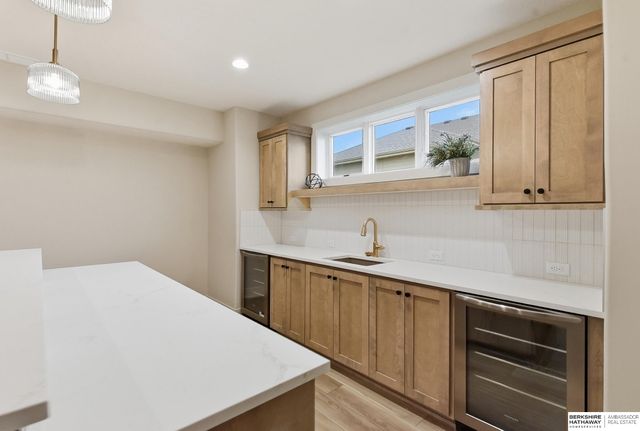 9911 Cimarron Street, Papillion, NE 68046
