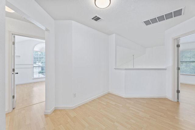 3301 Texas Topaz DR, Austin, TX 78728