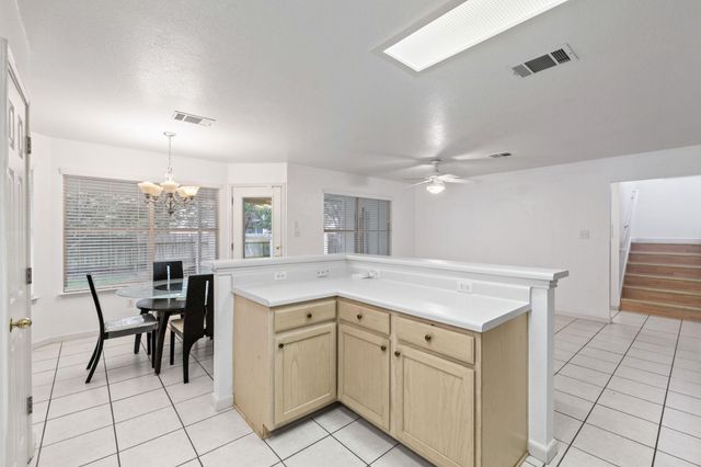 3301 Texas Topaz DR, Austin, TX 78728