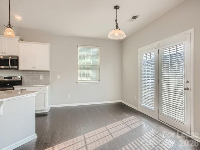 8123 Cornhill Avenue, Charlotte, NC 28277
