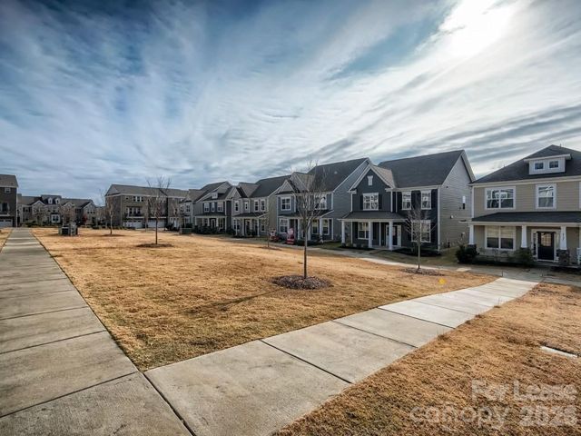 8123 Cornhill Avenue, Charlotte, NC 28277