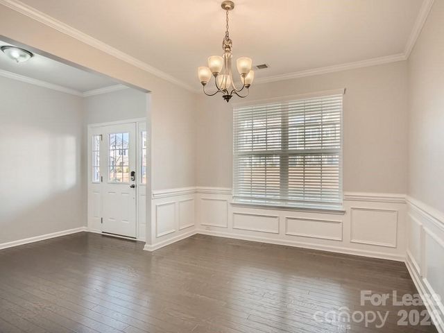 8123 Cornhill Avenue, Charlotte, NC 28277