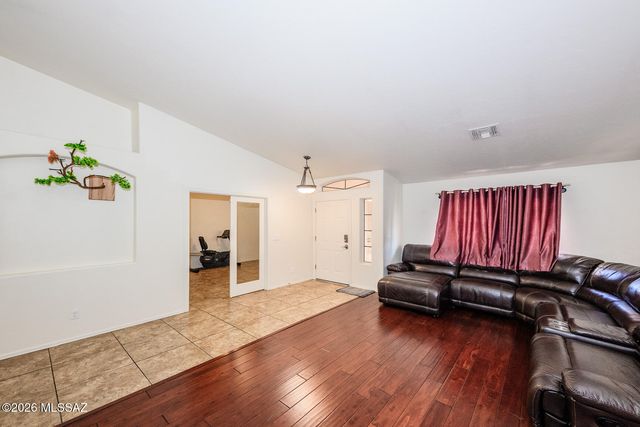 3671 W Arrowwood Place, Tucson, AZ 85741