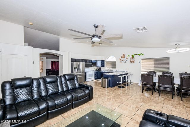 3671 W Arrowwood Place, Tucson, AZ 85741