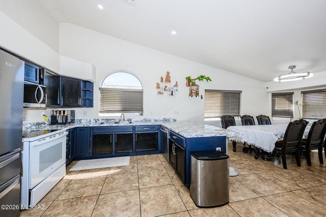 3671 W Arrowwood Place, Tucson, AZ 85741