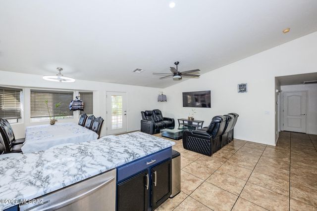 3671 W Arrowwood Place, Tucson, AZ 85741