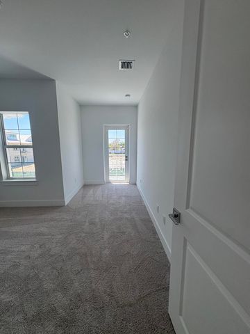 109 Royal Palm Circle, Tequesta, FL 33469