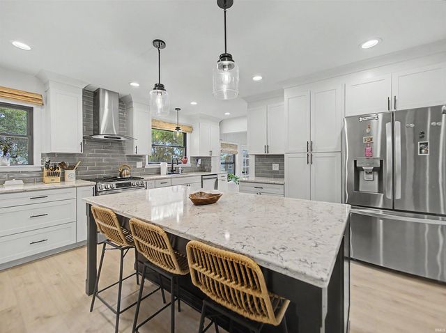 5621 Pollack Avenue, Evansville, IN 47715