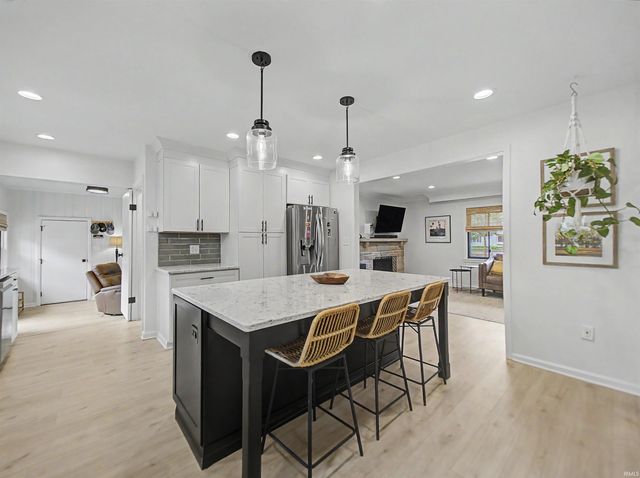 5621 Pollack Avenue, Evansville, IN 47715