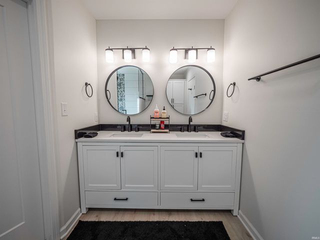 5621 Pollack Avenue, Evansville, IN 47715