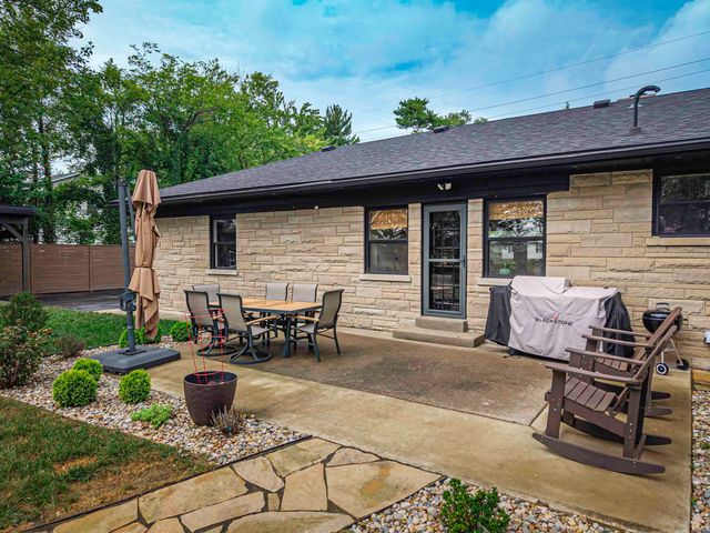 5621 Pollack Avenue, Evansville, IN 47715