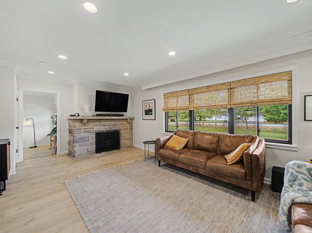 5621 Pollack Avenue, Evansville, IN 47715