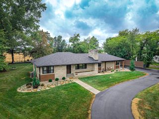 5621 Pollack Avenue, Evansville, IN 47715
