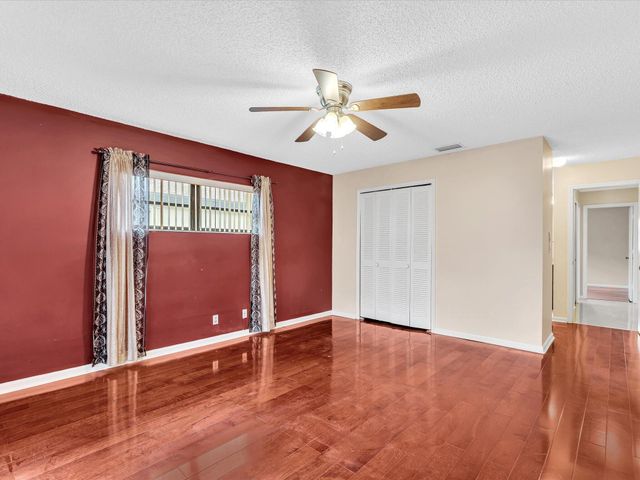 4951 Equestrian Circle A, Boynton Beach, FL 33436