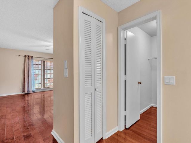 4951 Equestrian Circle A, Boynton Beach, FL 33436