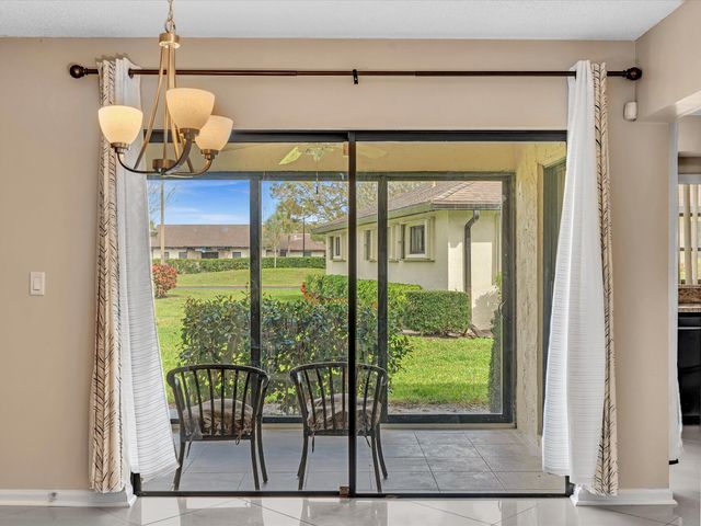 4951 Equestrian Circle A, Boynton Beach, FL 33436