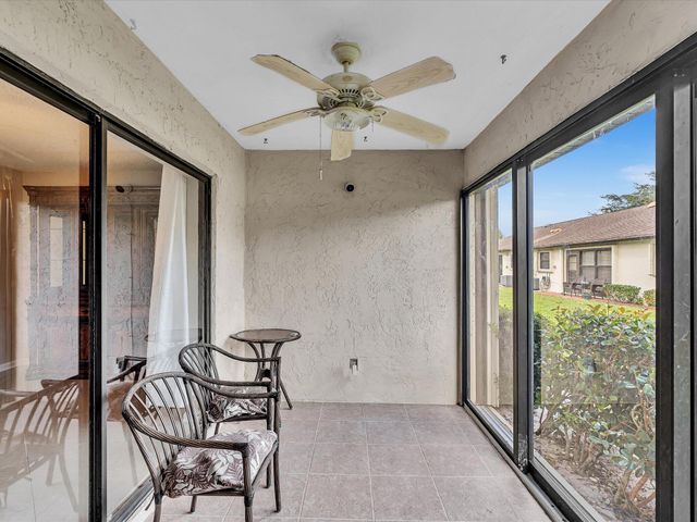 4951 Equestrian Circle A, Boynton Beach, FL 33436