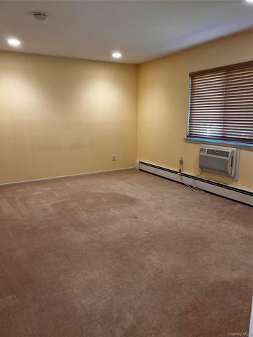 71 Richmond Boulevard 3B, Ronkonkoma, NY 11779