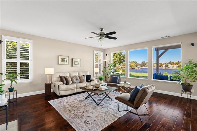 3909 Bay View Ct, Stockton, CA 95219