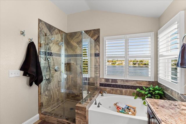 3909 Bay View Ct, Stockton, CA 95219