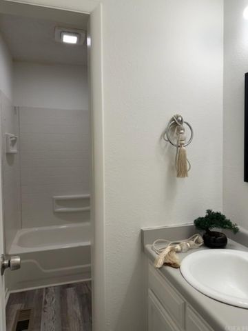 4 Mine Hill Drive, North Little Rock, AR 72118