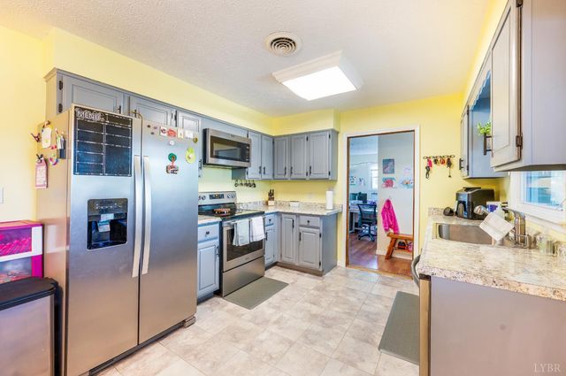 1108 Coolbrook Road, Bedford, VA 24523