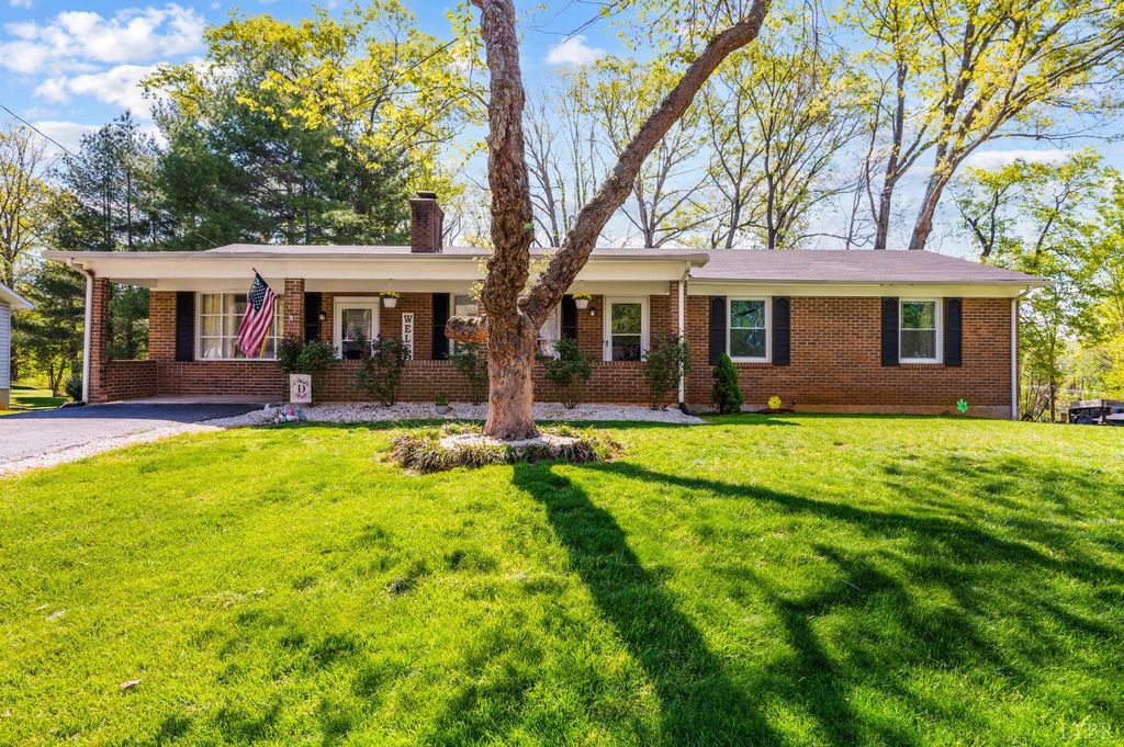 1108 Coolbrook Road, Bedford, VA 24523