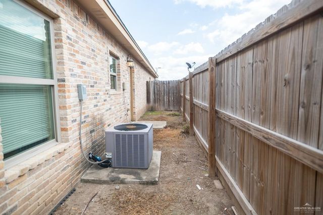 415 Carlisle Avenue, Edinburg, TX 78539