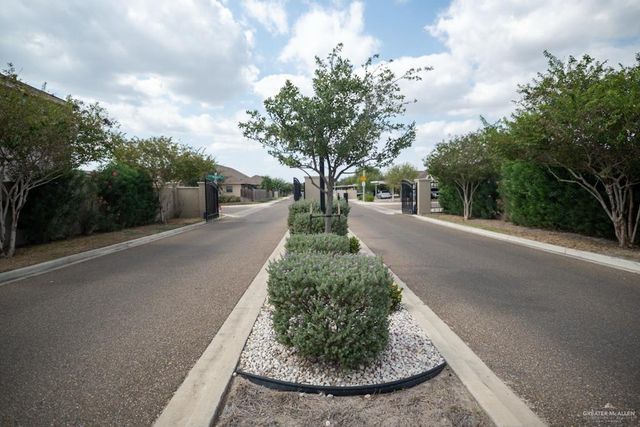 415 Carlisle Avenue, Edinburg, TX 78539