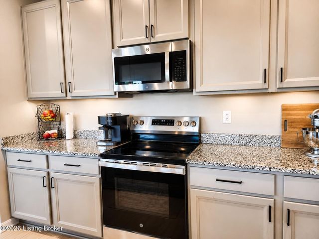309 Knowledge Point Path, Shelbyville, KY 40065