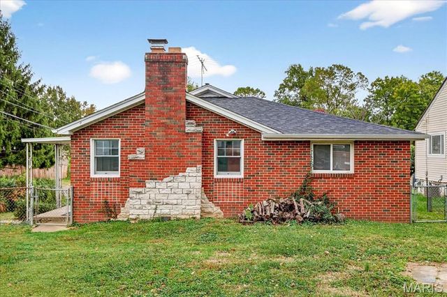 1227 Ridge Avenue, Collinsville, IL 62234