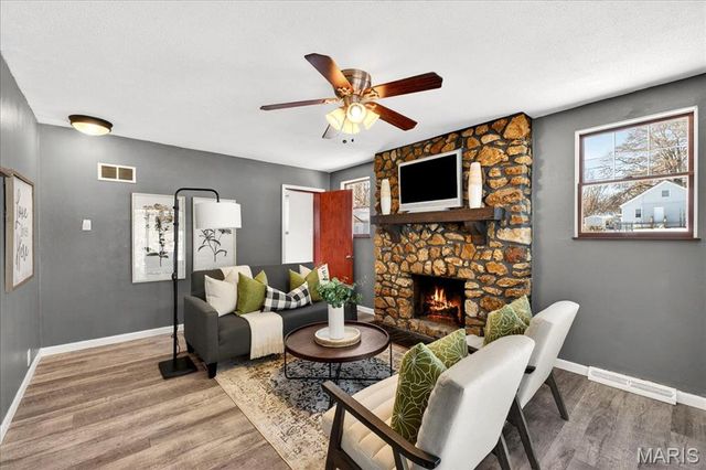 1227 Ridge Avenue, Collinsville, IL 62234