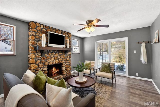 1227 Ridge Avenue, Collinsville, IL 62234