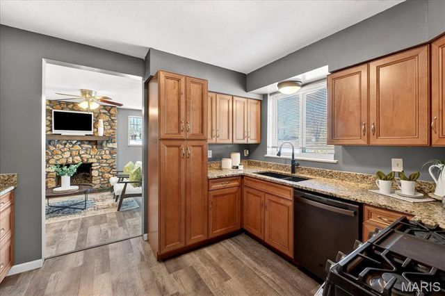 1227 Ridge Avenue, Collinsville, IL 62234