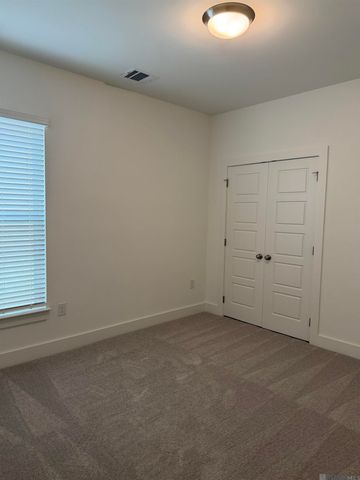 1822 Seawolf Dr, Saint George, LA 70810