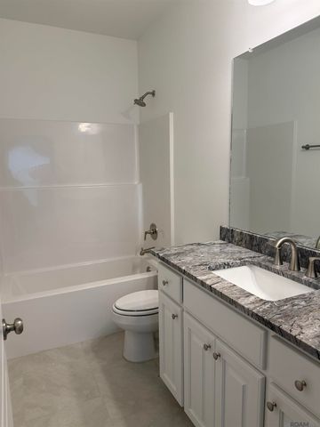 1822 Seawolf Dr, Saint George, LA 70810