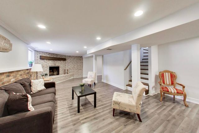 25378 W Park Court, Lake Villa, IL 60046