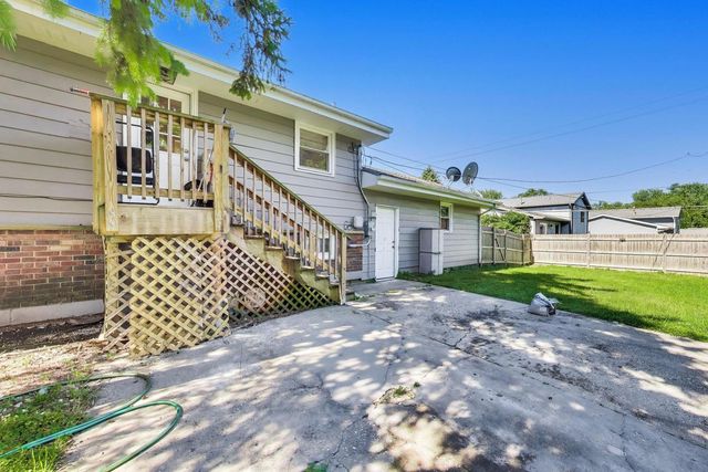 25378 W Park Court, Lake Villa, IL 60046