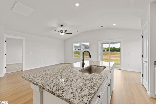 422 West Claywalk Road, Woodruff, SC 29388